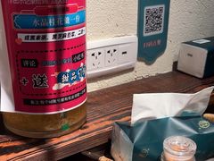 -八月美食小馆(银泰城总店)