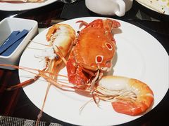 -广州万富希尔顿酒店·感趣自助餐厅·金秋蟹宴生蚝海鲜刺身