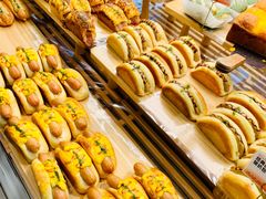 -BreadTalk面包新语·烘焙蛋糕(益田假日店)