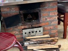 -粘豆包柴火铁锅炖