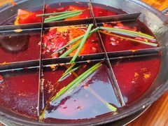 -正南齊北重庆老火锅(光华村直营店)