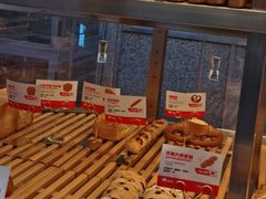-熊治面包(镇江苏宁广场店)