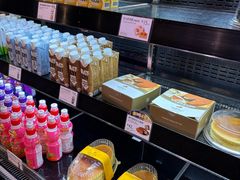 -巴黎贝甜(大宁国际商业广场店)