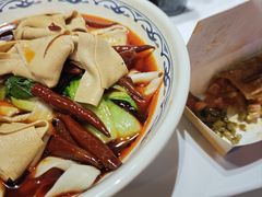 -皖佬板安徽牛肉板面(西站食宝街店)