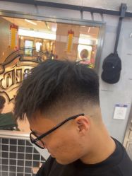 -Devilhands Barbershop男士理容店