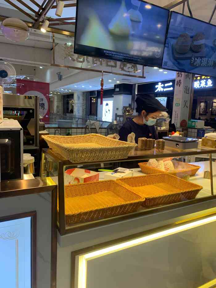 西树泡芙(保利水城店)-"我的女朋友特别喜欢吃这种泡芙,她(●°u.