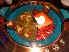 -吼堂老火锅(万寿宫店)