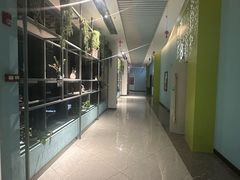 -佳影巨幕影城(萝岗香雪锐丰广场店)