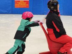 -长沙湘江冰雪世界