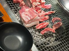 -肉甲韩国木炭烤肉(新壹街1店)