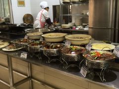 自助取餐区-侬佳蒸菜馆(听潮店)