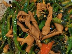 紫苏尖椒鹅肠-强记鸡粥美食