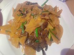 -一口猪年味东北菜(荔枝沟店)