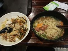 卤肉饭-老城街小面(禄安大街店)