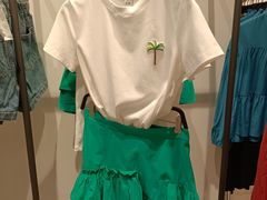-URBAN REVIVO(上海中庚漫游城店)