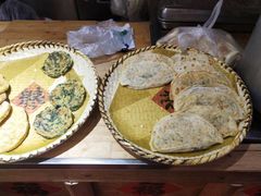 -闯关东东北农家菜(崂山石老人店)