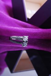 钻戒-威德钻石-克拉钻大本营(南京东路店)