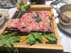 -红鼎豆捞·专注品质海鲜20年(宝丰路店)