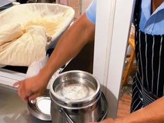 -老东门糁烫面角总店