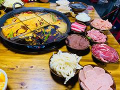 -正南齊北重庆老火锅(光华村直营店)