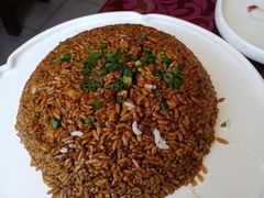 -依江春水烤鸭店