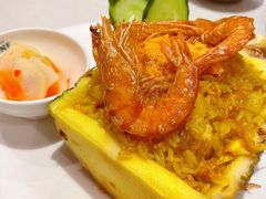 菠萝海鲜炒饭-美奈小馆·越南料理(中航城君尚购物中心店)