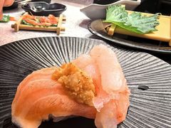 金赏鲑虾佐蟹黄-争鲜回转寿司(太阳宫凯德PLUS店)