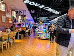 -卡通尼乐园(上海万象城店)