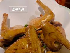 盐焗乳鸽-巡味顺德菜(龙华壹方城店)