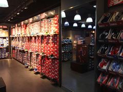 -NIKE品牌体验店(金源新燕莎店)