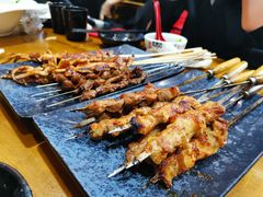 -老东镇啤酒屋海鲜加工·蒸汽海鲜·海鲜烧烤(台东店)