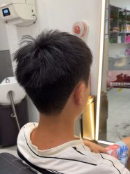 -吉艺心专业美发造型