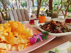 甜品香芒乳扇-月亮眼花园餐厅书吧酒吧