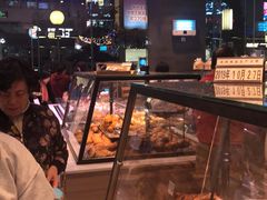 面包甜点陈列柜-巴黎贝甜(大宁国际商业广场店)