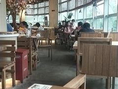 大堂-蜜桃餐厅·伴山(湖滨商业街店)