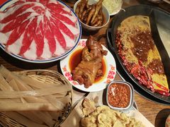 -萍姐火锅·公路夜市(武汉首店)