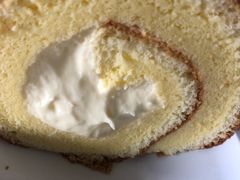 酸奶瑞士卷-红跑车HPCBAKERY(汉商店)