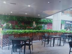 露天位-The Habit Burger Grill 哈比特汉堡(爱琴海店)