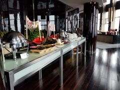 自助取餐区-唐拉雅秀酒店-西锦汇空中BBQ·思创餐厅