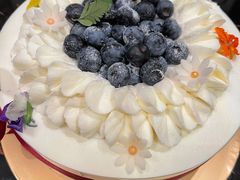 白月光蓝莓蛋糕-花花卷卷·鲜食蛋糕(静安久光百货店)