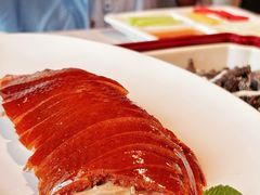 酥香嫩烤鸭-四季民福烤鸭店(外滩外白渡桥店)