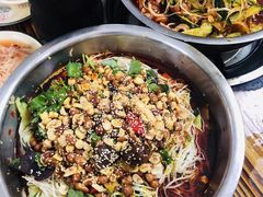-周良天山牛杂城(天山路总店)
