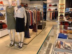 -Longchamp(佛罗伦萨小镇奥特莱斯店)