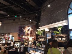 自助取餐区-Let's Taipei 非常烘焙(太古里店)