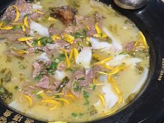 -渔语鱼酸菜鱼新川菜(来福士店)