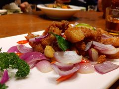 柠檬叶酥小排-老滇山寨•云南特色菜•地方菜•民族风情歌舞表演(金碧店)