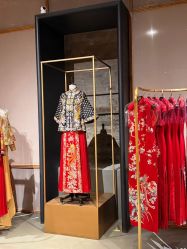 -藤薰定制中式嫁衣礼服旗袍店
