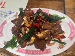 -万松园美食街