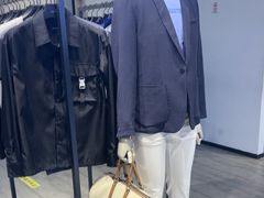 -菲拉格慕(沪青平公路奥特莱斯店)