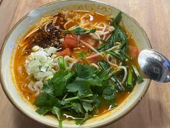 -叁窝雀·云南小锅米线(万象汇店)
